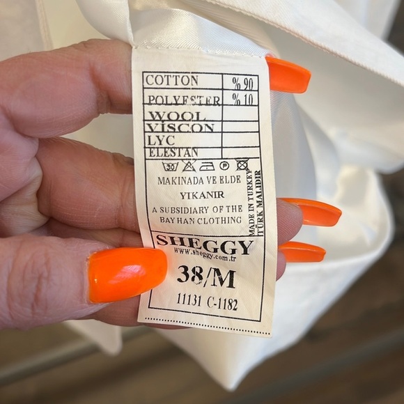 AS NEW HIGH WAISTED SHEGGY WHITE SUIT - Picture 17 of 17